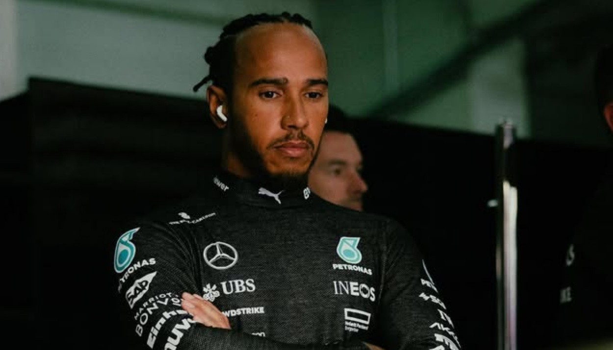 Lewis Hamilton Resmi Bergabung dengan Ferrari untuk Musim F1 2025