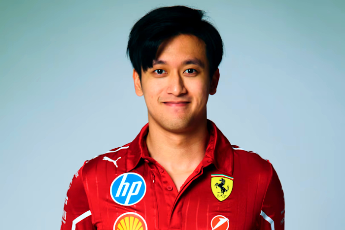 F1 2025: Masa Depan Zhou Guanyu Aman Usai Resmi Jadi Pembalap Cadangan Ferrari